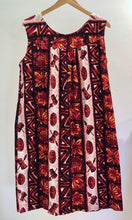 U'i Maika'i Vintage Mu'umu'u / Medium