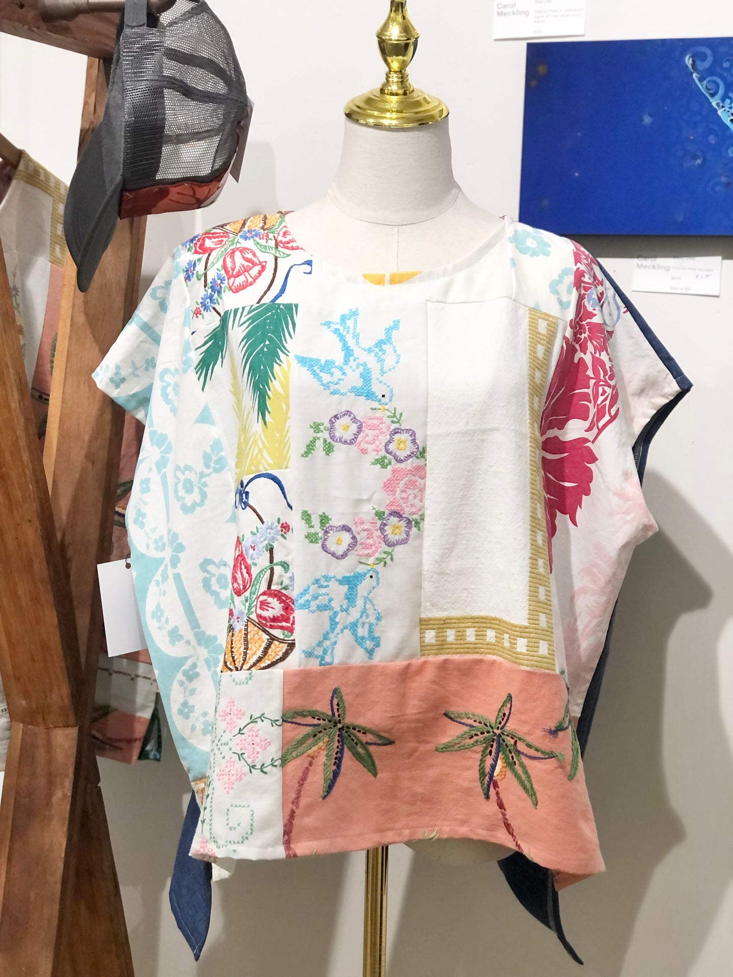 Vintage Embroidered Linens Blouse // Large