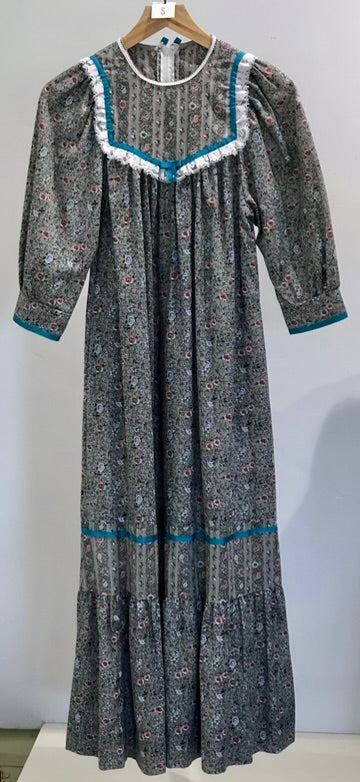 Nali'i Vintage Mu'umu'u / Small
