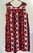 U'i Maika'i Vintage Mu'umu'u / Medium