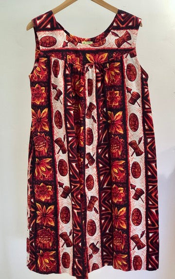 U'i Maika'i Vintage Mu'umu'u / Medium