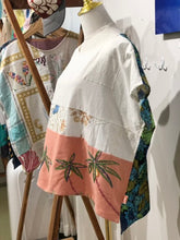 Vintage Embroidered Linens Blouse // Medium