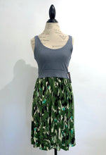 Stretchy Dress // Medium